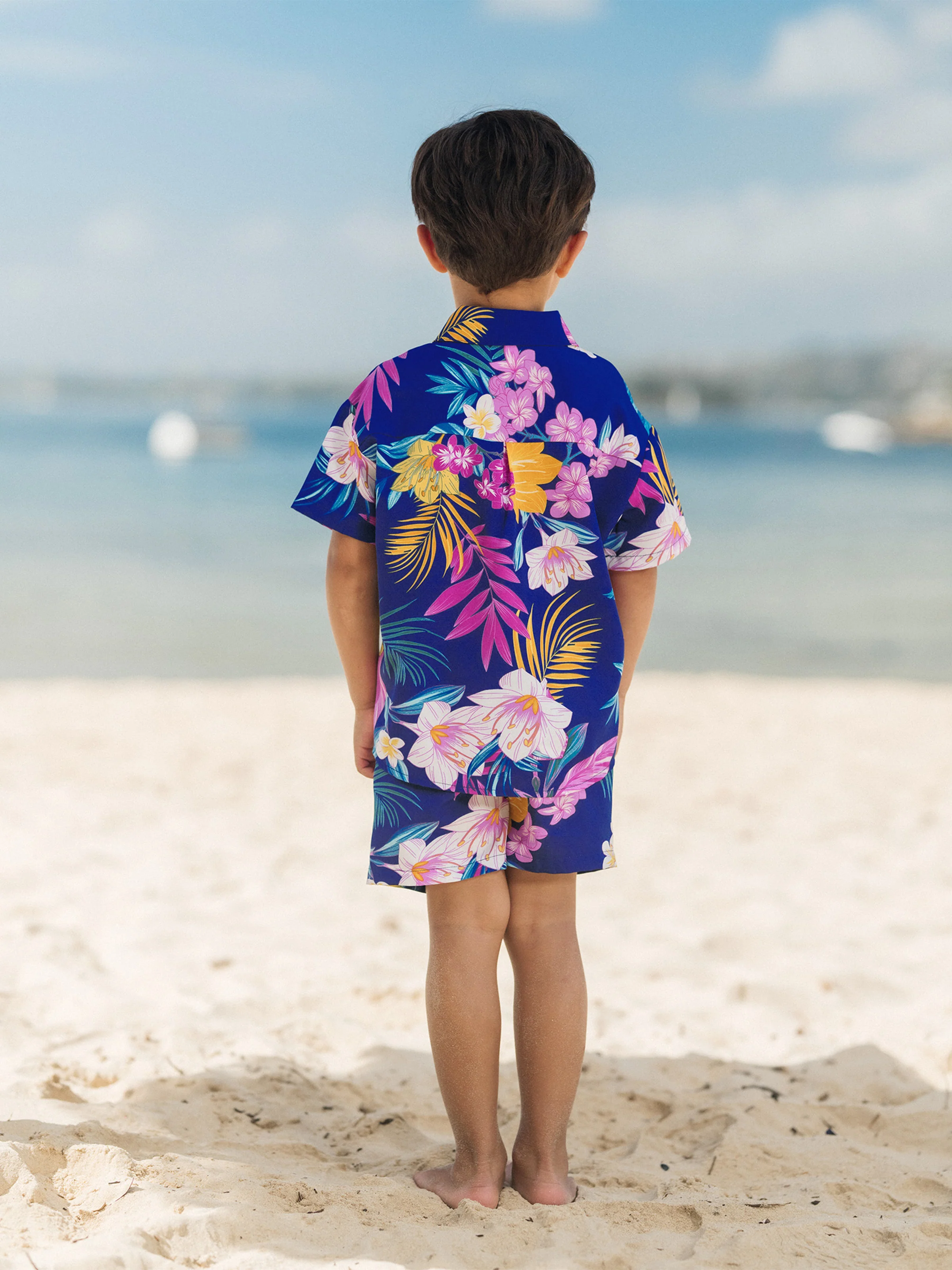 Daddy and Me Matching Family Hawaiian Outfits Tropical Floral Print Strap Dress or Short-sleeve Shirts & Shorts Set Summer Beachwear Set for Vacation Deep Blue - Image 11