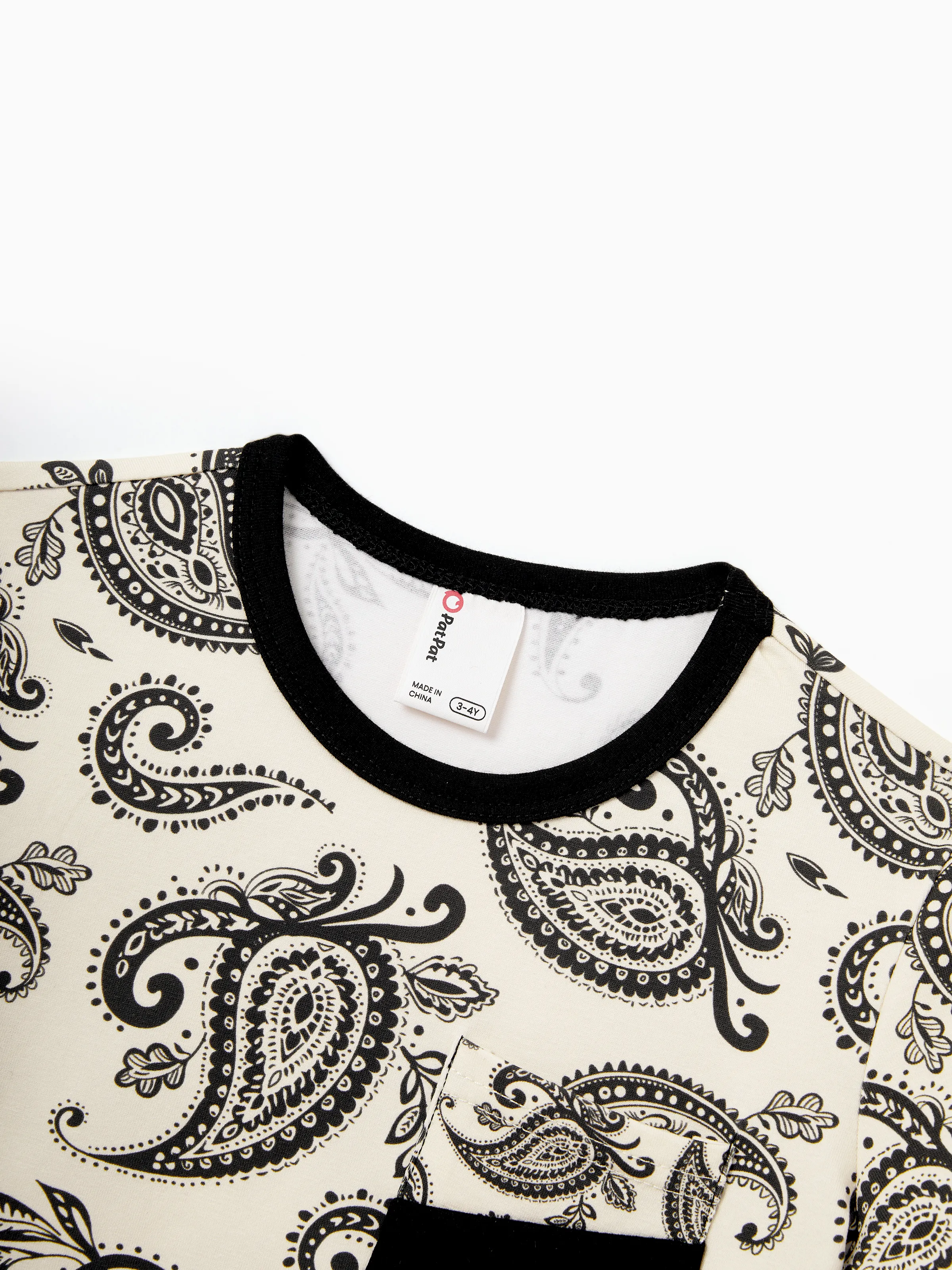 Family Matching Paisley Print Outfits Sleeveless Spaghetti Strap Dress & Cotton T-Shirt for Mom, Dad, & Kids Perfect for Family Outings & Photos
Black - Image 20
