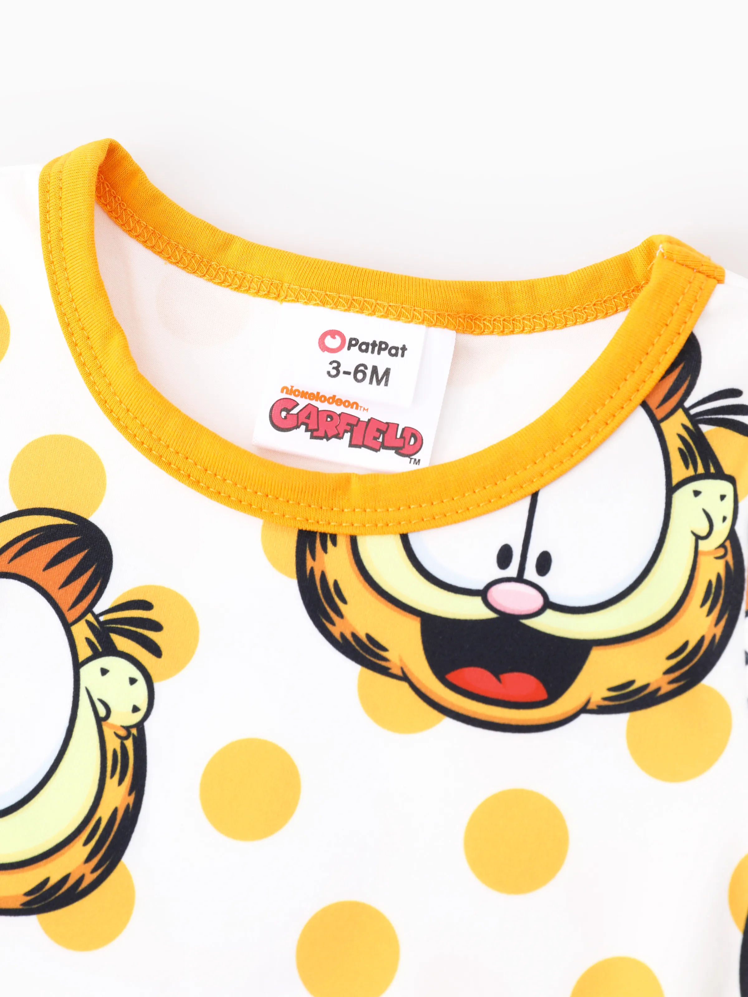 Garfield Baby Boy/Girl 2pcs Polka Dot Long-sleeve Jumpsuit with Drool Bibs Set
Yellow - Image 3