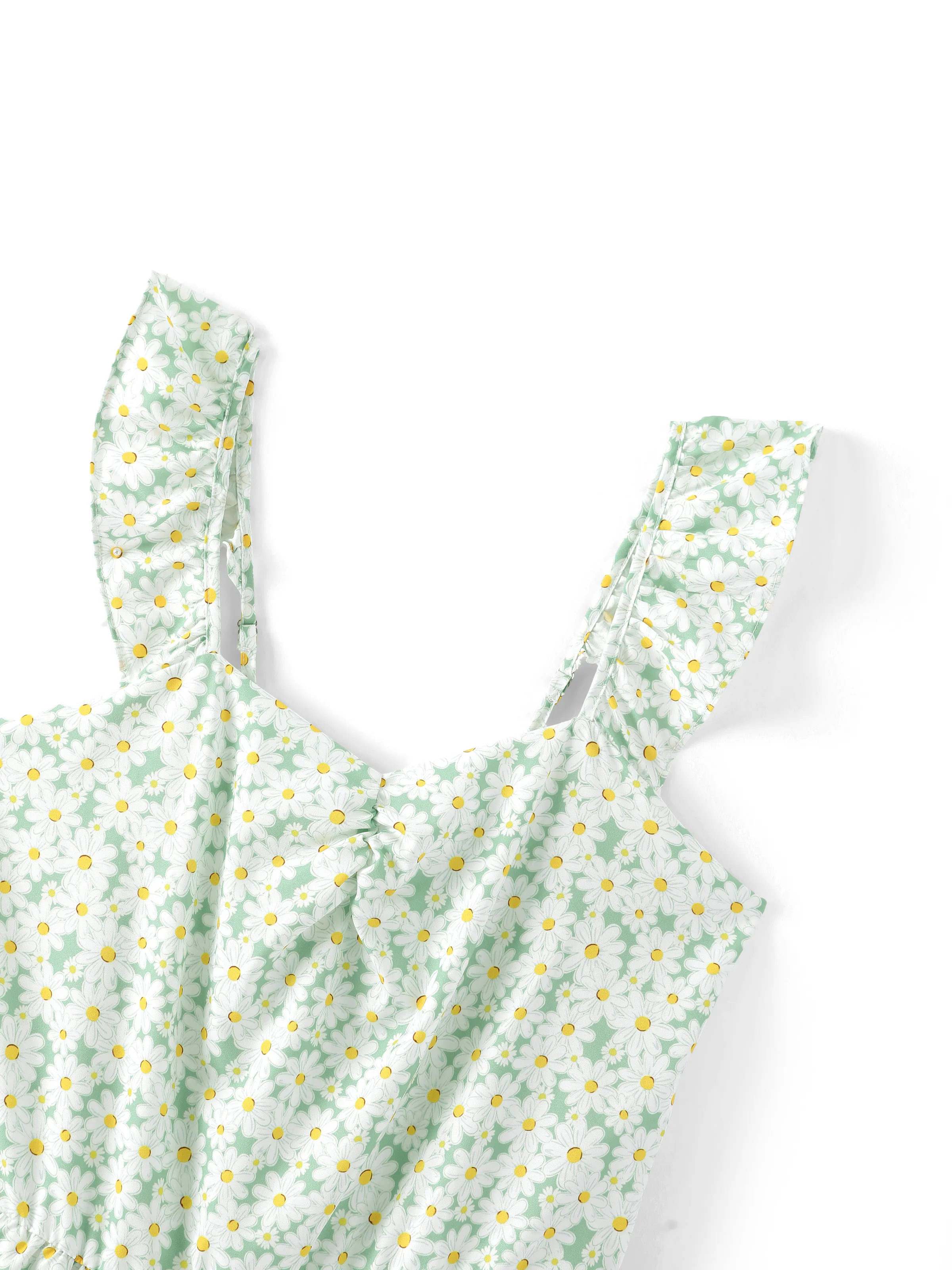 Mommy and Me Floral Dress with Flutter Sleeves Light Green Daisy Print Pale Green - Image 4
