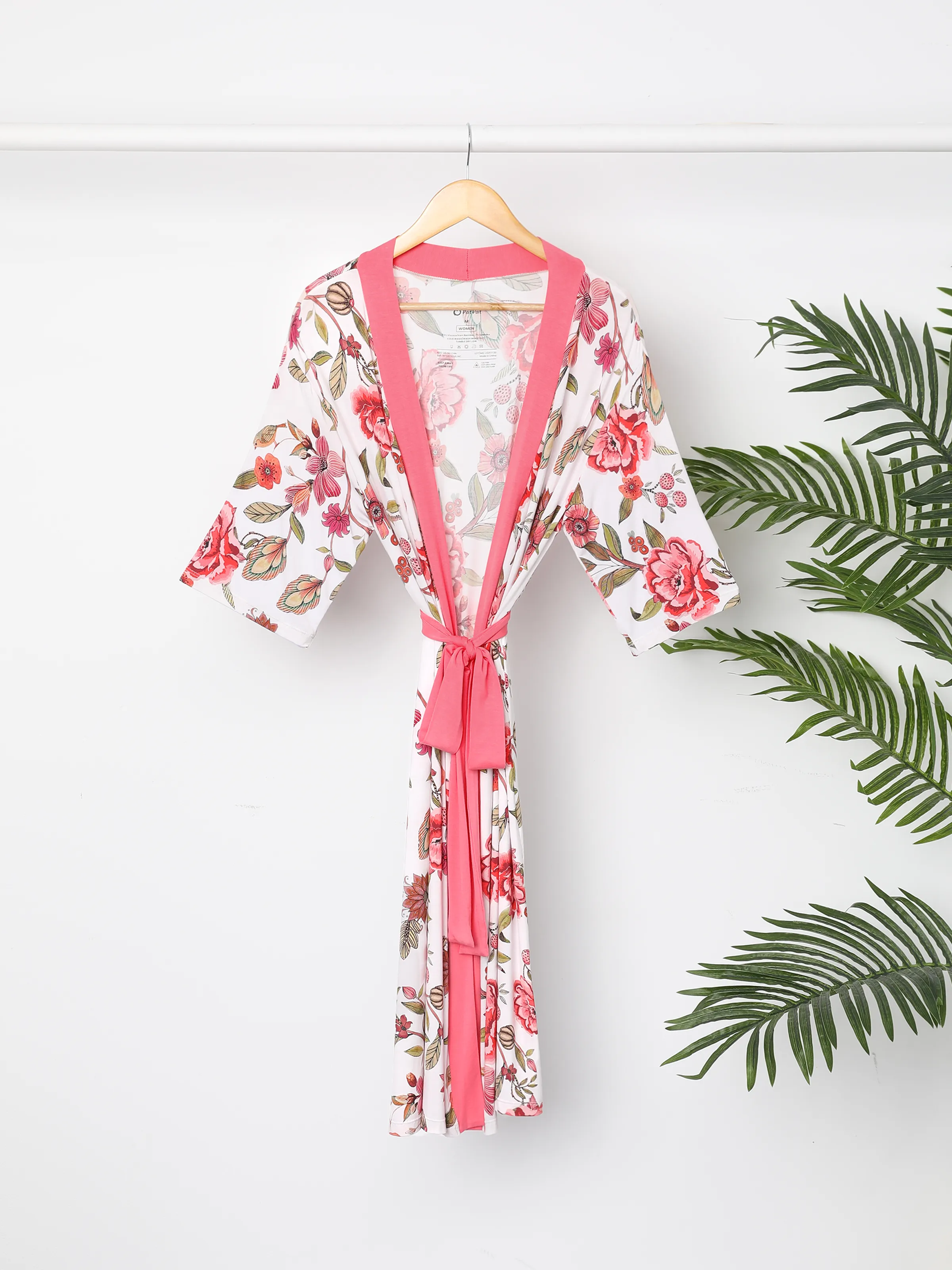 Newborn Bamboo Set for Mommy and Me Floral Bamboo Robe for Mom, Soft Swaddle Blanket with Hat, Gentle & Breathable for Newborn Essentials Peach  Pink - Image 3